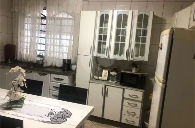 Casa com 2 quartos à venda na avenida madame curie, 611, jardim dourado, guarulhos, 100 m2 por r$ 600.000