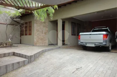 Casa com 3 quartos à venda na rua júlio spiandorelli, 47, santa marina, valinhos, 200 m2 por r$ 980.000