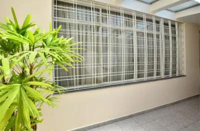 Casa com 3 quartos à venda na rua isaías salomão, 35, saúde, são paulo, 200 m2 por r$ 1.690.000