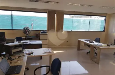 Prédio à venda na rua ferreira viana, 430, vila socorro, são paulo, 214 m2 por r$ 1.900.000