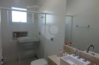 Casa em condomínio fechado com 3 quartos à venda na rua vereador walter obmer woelzke, 609, jardim das palmeiras, valinhos, 185 m2 por r$ 1.390.000