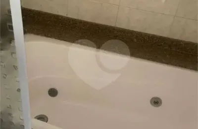 Casa em condomínio fechado com 3 quartos à venda na avenida salim elias bacach, 1081, vila oliveira, mogi das cruzes, 180 m2 por r$ 1.190.000
