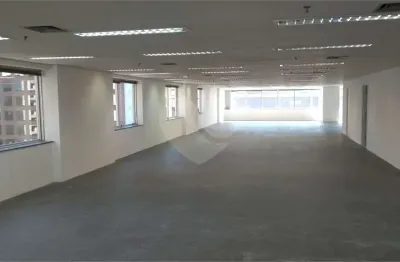 Casa comercial para alugar na avenida marquês de são vicente, 182, várzea da barra funda, são paulo, 1069 m2 por r$ 73.200