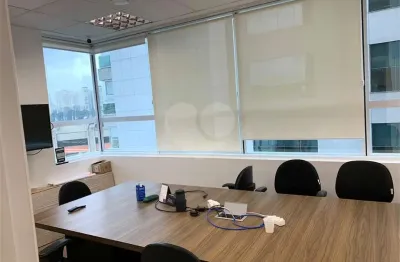 Sala comercial à venda na rua verbo divino, 2001, chácara santo antônio, são paulo, 62 m2 por r$ 747.000