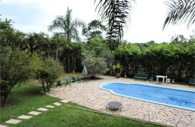 Casa em condomínio fechado com 5 quartos à venda na rua das hortênsias, 90, chácara vale do rio cotia, carapicuíba, 530 m2 por r$ 1.690.000