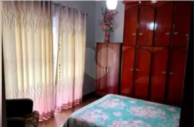 Casa com 3 quartos à venda na rua mombaca, 10, parque uirapuru, guarulhos, 250 m2 por r$ 785.000