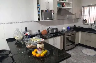 Casa com 3 quartos à venda na rua alexandre azevedo, 56, vila mazzei, são paulo, 220 m2 por r$ 895.000