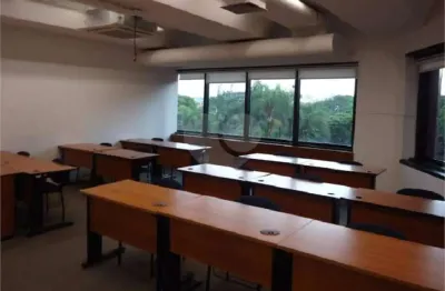 Prédio para alugar na rua cenno sbrighi, 170, água branca, são paulo, 3025 m2 por r$ 181.483