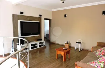 Casa em condomínio fechado com 4 quartos à venda na rua ouro preto, 1, chácara de la rocca, carapicuíba, 620 m2 por r$ 2.250.000