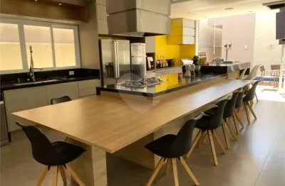 Casa em condomínio fechado com 4 quartos à venda na rua martinho leardine, 110, chácaras silvania, valinhos, 370 m2 por r$ 2.500.000