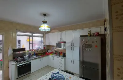 Casa com 2 quartos à venda na rua das tambaíbas, 109, vila parque jabaquara, são paulo, 100 m2 por r$ 530.000