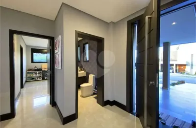 Casa em condomínio fechado com 4 quartos à venda na alameda dos angelins, 150, granja viana, carapicuíba, 399 m2 por r$ 3.100.000