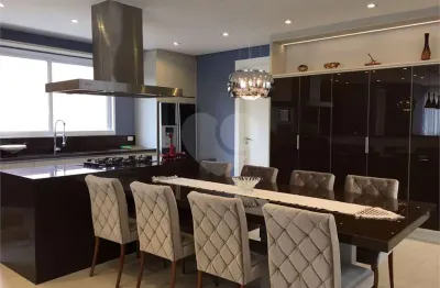 Casa em condomínio fechado com 5 quartos à venda na alameda das aroeiras, 451, alphaville, santana de parnaíba, 800 m2 por r$ 12.000.000