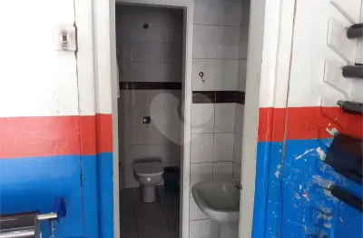 Prédio à venda na rua clímaco barbosa, 250, cambuci, são paulo, 250 m2 por r$ 2.000.000