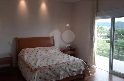 Casa em condomínio fechado com 3 quartos à venda na avenida paisagem, 685, cidade tamboré, santana de parnaíba, 381 m2 por r$ 3.200.000