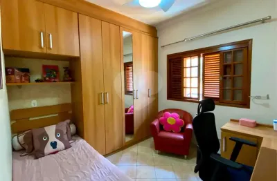 Casa com 3 quartos à venda na rua ibaial, 56, chácara do vovô, guarulhos, 126 m2 por r$ 640.000