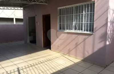 Casa com 4 quartos à venda na rua ernesto fogo, 81, jardim colorado, são paulo, 244 m2 por r$ 745.000