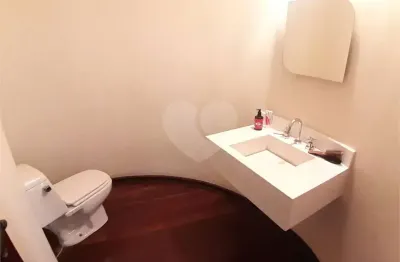 Casa com 3 quartos à venda na rua terceiro-sargento-aeronáutica clério bortolo, 91, jardim santa mena, guarulhos, 250 m2 por r$ 1.800.000