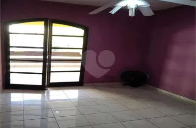 Casa com 3 quartos à venda na rua moinho velho, 789, moinho velho, são paulo, 441 m2 por r$ 900.000
