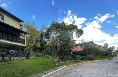 Casa em condomínio fechado com 4 quartos à venda na estrada dos pinheiros, 745, chácara dos junqueiras, carapicuíba, 591 m2 por r$ 1.280.000