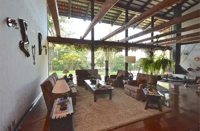 Casa em condomínio fechado com 6 quartos à venda na rua josé guardino, 10, parque primavera, carapicuíba, 860 m2 por r$ 2.950.000