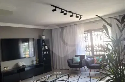 Casa com 2 quartos à venda na rua barão do serro largo, 405, vila regente feijó, são paulo, 220 m2 por r$ 1.000.000