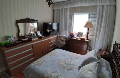 Casa com 3 quartos à venda na rua verona, 144, jardim leonor mendes de barros, são paulo, 225 m2 por r$ 1.300.000