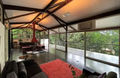 Casa em condomínio fechado com 3 quartos à venda na estrada taguai, 395, chácara do refúgio, carapicuíba, 380 m2 por r$ 2.699.000