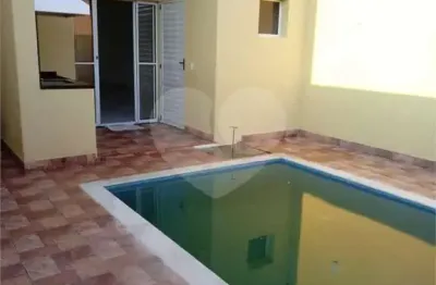 Casa em condomínio fechado com 3 quartos à venda na rua tainá, 226, villas do jaguari, santana de parnaíba, 138 m2 por r$ 800.000