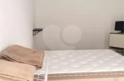 Prédio à venda na rua joão de carvalho, 88, liberdade, são paulo, 450 m2 por r$ 1.702.500