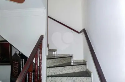 Casa com 4 quartos à venda na rua comendador alfaia rodrigues, 252, aparecida, santos, 232 m2 por r$ 1.600.000