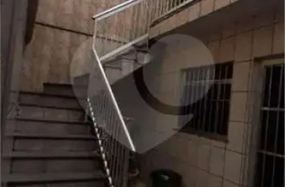 Casa com 3 quartos à venda na rua gailarda, 46, jaraguá, são paulo, 180 m2 por r$ 640.000