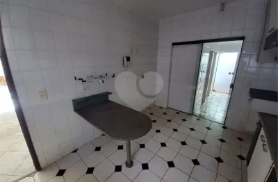 Casa com 3 quartos à venda na rua josé missali, 108, planalto paraíso, são carlos, 230 m2 por r$ 690.000
