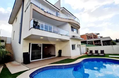 Casa em condomínio fechado com 4 quartos para alugar na alameda dos angelins, 275, granja viana, carapicuíba, 413 m2 por r$ 16.000