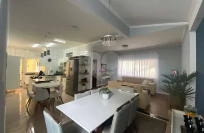 Casa com 3 quartos à venda na rua aristeu do amaral, 58, jardim acapulco, são carlos, 271 m2 por r$ 600.000