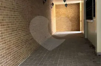 Casa com 4 quartos à venda na rua doutor luís de faria, 140, gonzaga, santos, 481 m2 por r$ 4.100.000