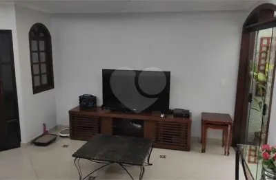 Casa com 4 quartos à venda na rua madagascar, 725, parque oratório, santo andré, 270 m2 por r$ 848.000