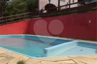 Chácara / sítio com 3 quartos à venda na rua atibaia, 505, chácaras clube castanheiro, várzea paulista, 257 m2 por r$ 800.000