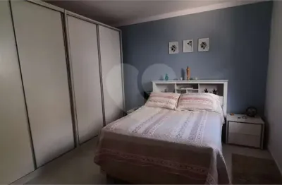 Casa com 4 quartos à venda na rua bernardino pantaleão, 79, jardim thealia, são paulo, 204 m2 por r$ 600.000