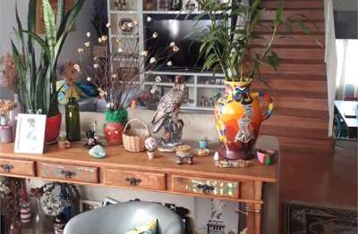 Casa em condomínio fechado com 3 quartos à venda na rua sabiá, 975, suru, santana de parnaíba, 280 m2 por r$ 1.300.000