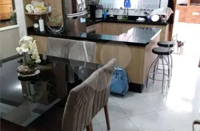 Casa com 3 quartos à venda na rua josé de moura cintra, 77, jaraguá, são paulo, 150 m2 por r$ 678.000