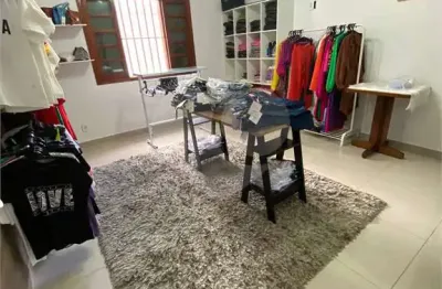Casa com 5 quartos à venda na rua nilo garcia alabarce, 890, jardim são pedro, mogi das cruzes, 300 m2 por r$ 1.100.000