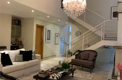 Casa em condomínio fechado com 4 quartos à venda na alameda bertioga, 370, alphaville, santana de parnaíba, 390 m2 por r$ 4.500.000