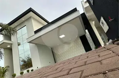 Casa em condomínio fechado com 3 quartos à venda na avenida dos mognos, 1, eunice, sinop, 206 m2 por r$ 2.150.000