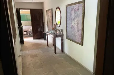 Casa com 4 quartos à venda na rua chiquinha rodrigues, 306, caxingui, são paulo, 323 m2 por r$ 3.300.000