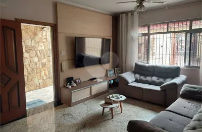 Casa com 3 quartos à venda na rua manoel luiz de araújo costa, 28, parque tomas saraiva, são paulo, 225 m2 por r$ 830.000