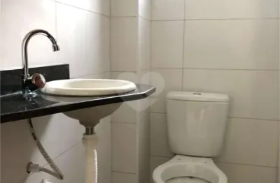 Casa em condomínio fechado com 2 quartos à venda na rua josé gonçalves da mota jr., 16, marapé, santos, 70 m2 por r$ 590.000