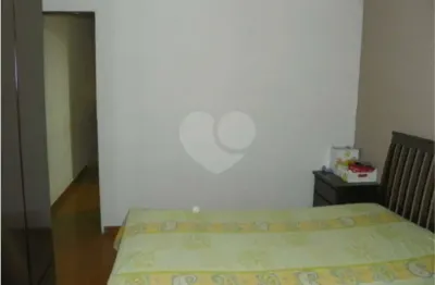 Casa com 4 quartos à venda na avenida jacinto menezes palhares, 305, jardim avelino, são paulo, 165 m2 por r$ 700.000