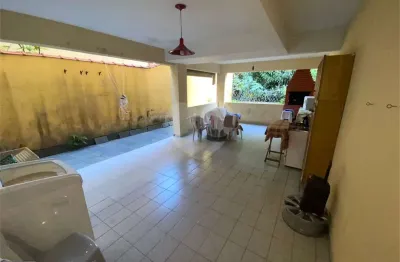 Casa com 3 quartos à venda na rua joão oxisque, 354, vila yara, osasco, 268 m2 por r$ 1.200.000