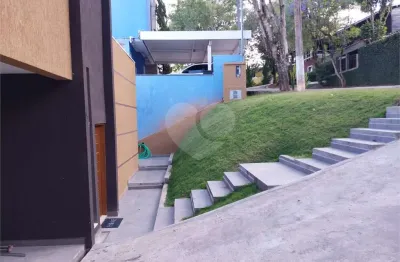 Casa em condomínio fechado com 3 quartos à venda na rua rubi, 1000, nova higienópolis, jandira, 290 m2 por r$ 1.200.000